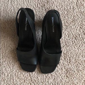 Donald J. Pliner Black Toe Open Heels